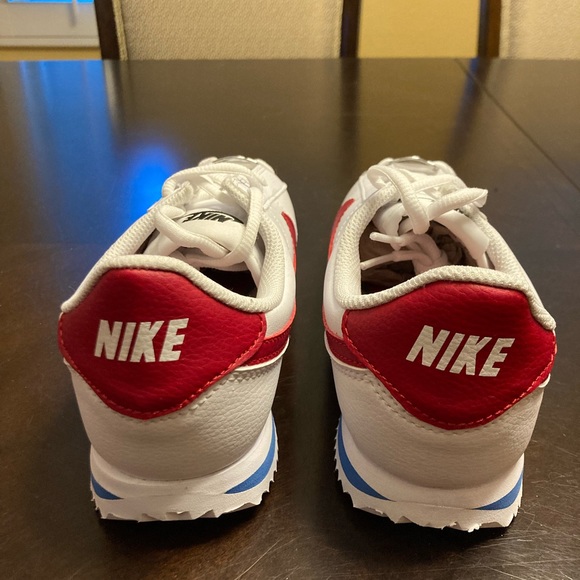 New Nike Cortez White Red Leather Sneaker Shoes - Picture 10 of 11